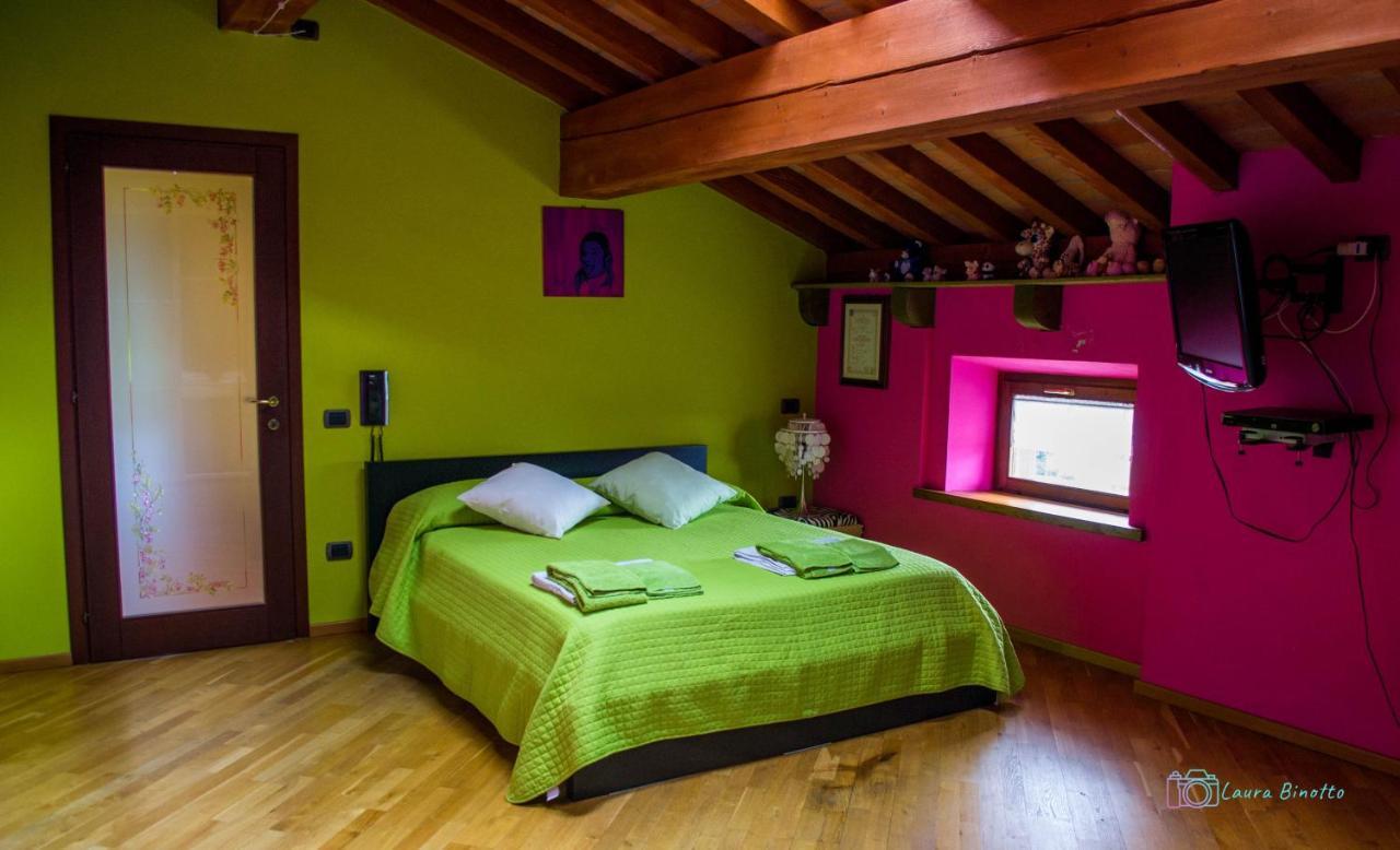 Antiche Vie B&B Serramazzoni エクステリア 写真