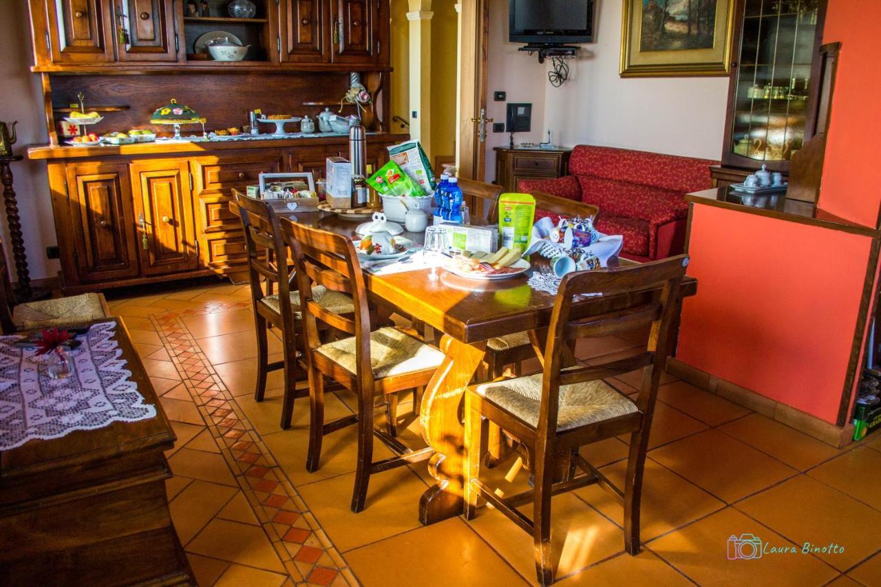 Antiche Vie B&B Serramazzoni エクステリア 写真